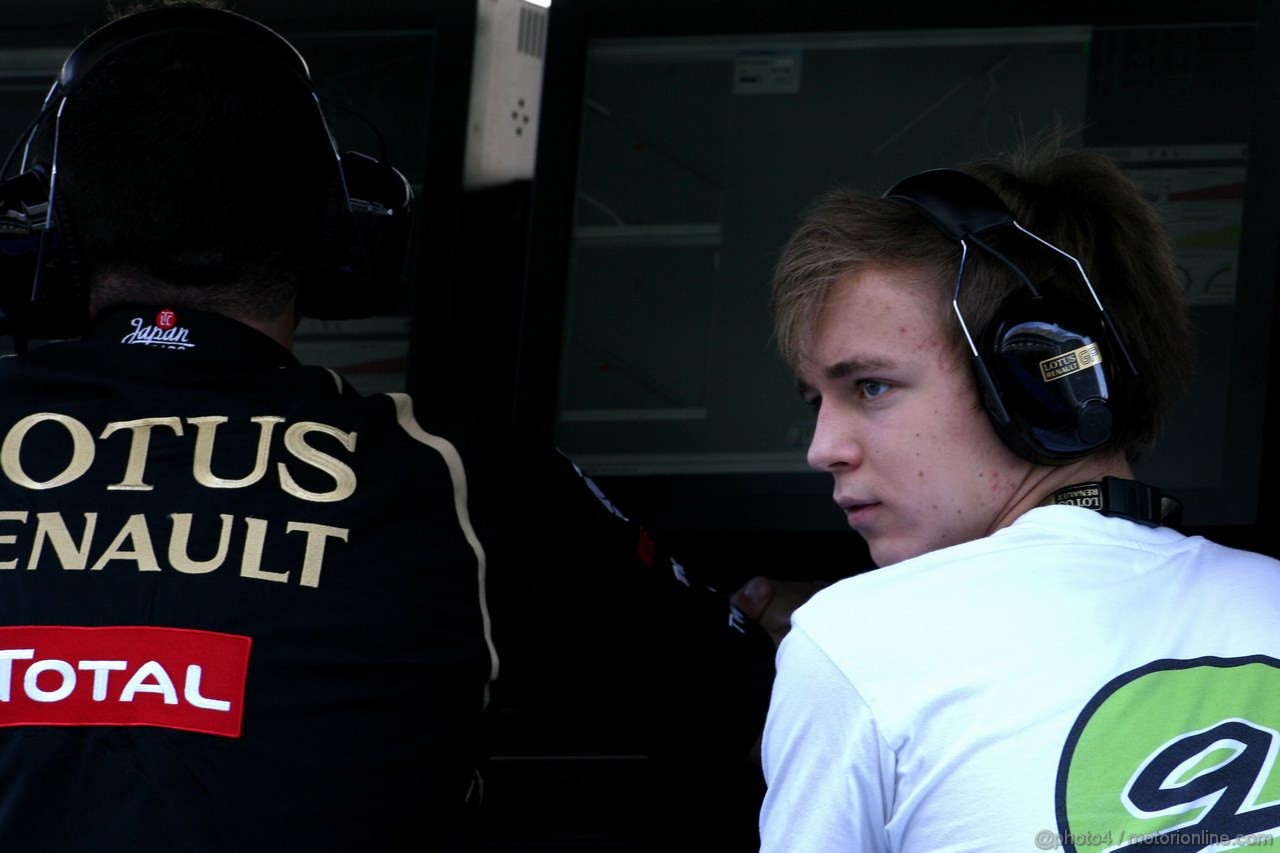 Abu Dhabi Test Novembre 2011, 15.11.2011 Abu Dhabi, UEA,
Kevin Korjus (FIN), Team Lotus Renault  - Formula 1 Testing Rookie Test, day 1 - Formula 1 World Championship - 