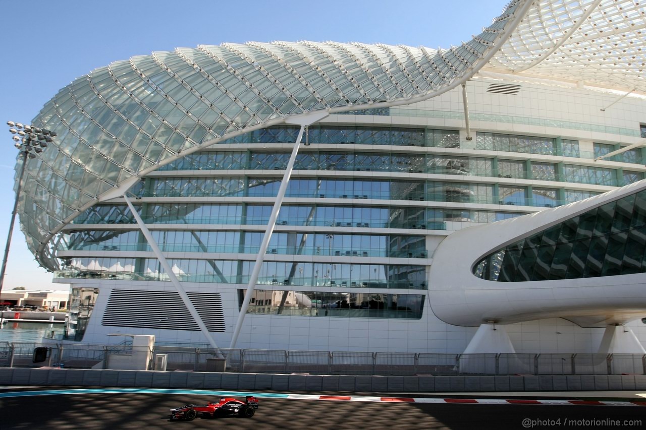 Abu Dhabi Test Novembre 2011, 15.11.2011 Abu Dhabi, UEA,
Adrian Quaife-Hobbs (GBR), Virgin Racing  - Formula 1 Testing Rookie Test, day 1 - Formula 1 World Championship - 