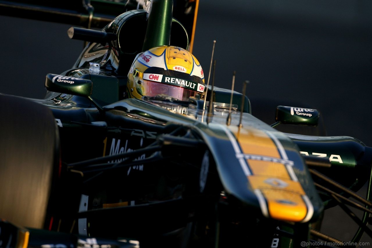 Abu Dhabi Test Novembre 2011, 16.11.2011 Abu Dhabi, UEA,
Luiz Razia (BRA), Team Lotus  - Formula 1 Testing Rookie Test, day 2 - Formula 1 World Championship 