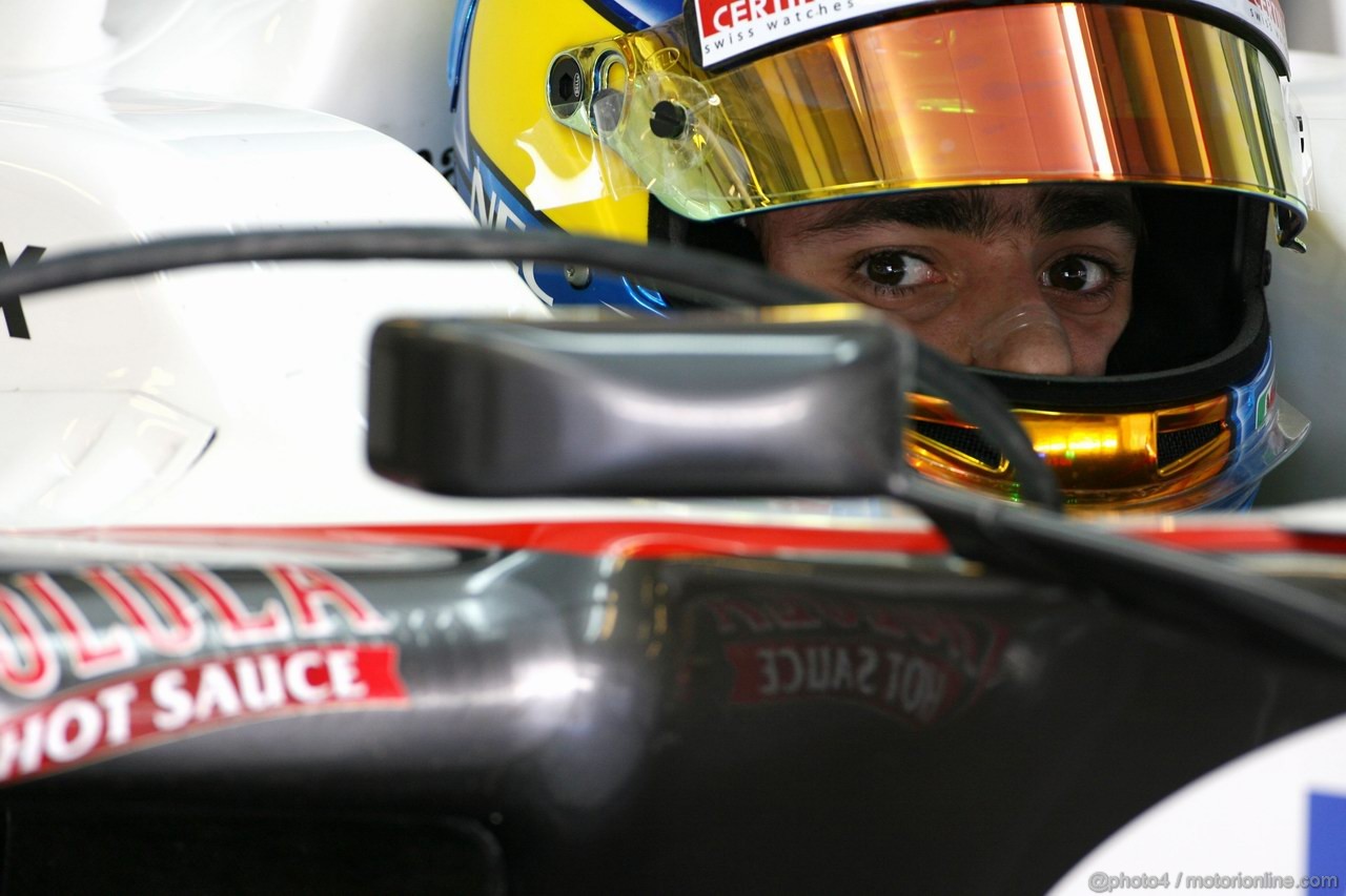 Abu Dhabi Test Novembre 2011, 16.11.2011 Abu Dhabi, UEA,
Esteban Gutierrez (MEX), Sauber F1 Team  - Formula 1 Testing Rookie Test, day 2 - Formula 1 World Championship - 