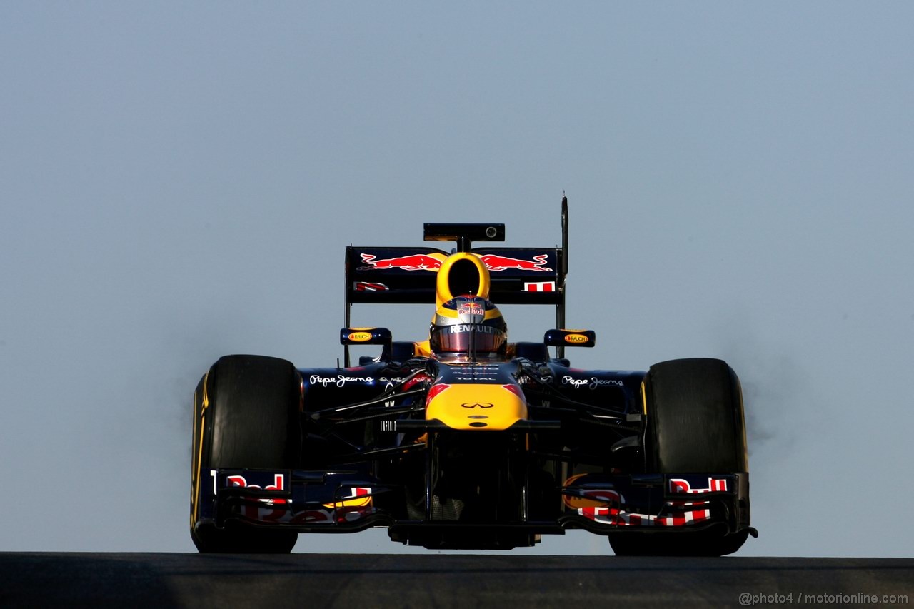 Abu Dhabi Test Novembre 2011, 17.11.2011 Abu Dhabi, UEA,
Jean-Eric Vergne (FRA), Red Bull Racing  - Formula 1 Testing Rookie Test, day 3 - Formula 1 World Championship - 