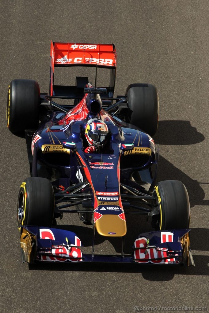 Abu Dhabi Test Novembre 2011, 17.11.2011 Abu Dhabi, UEA,
Stefano Coletti (MC), Scuderia Toro Rosso  - Formula 1 Testing Rookie Test, day 3 - Formula 1 World Championship - 