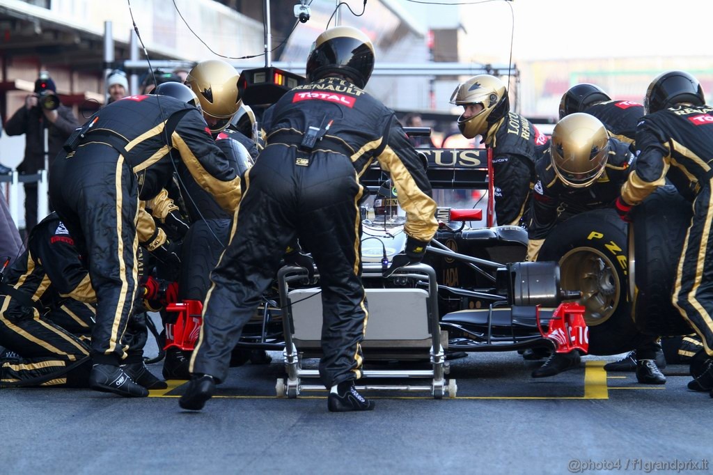 Barcelona Test Febbraio 2011, 18.02.2011- Nick Heidfeld (GER) Lotus Renault GP R31  
