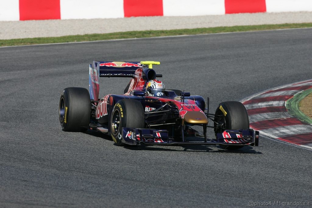 Barcelona Test Febbraio 2011, 18.02.2011- Jaime Alguersuari (SPA), Scuderia Toro Rosso, STR6 