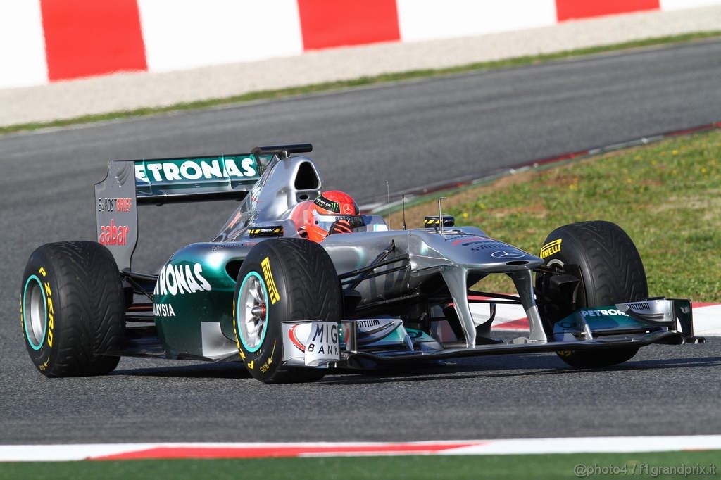 Barcelona Test Febbraio 2011, 18.02.2011- Michael Schumacher (GER), Mercedes GP Petronas F1 Team, MGP W02 