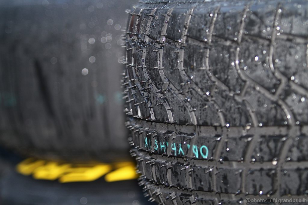 Barcelona Test Febbraio 2011, 18.02.2011- Tyres Pirelli 