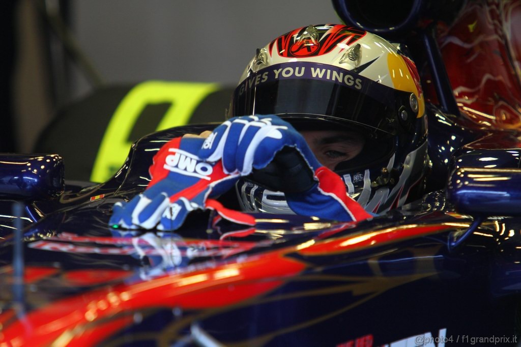 Barcelona Test Febbraio 2011, 18.02.2011- Jaime Alguersuari (SPA), Scuderia Toro Rosso, STR6 