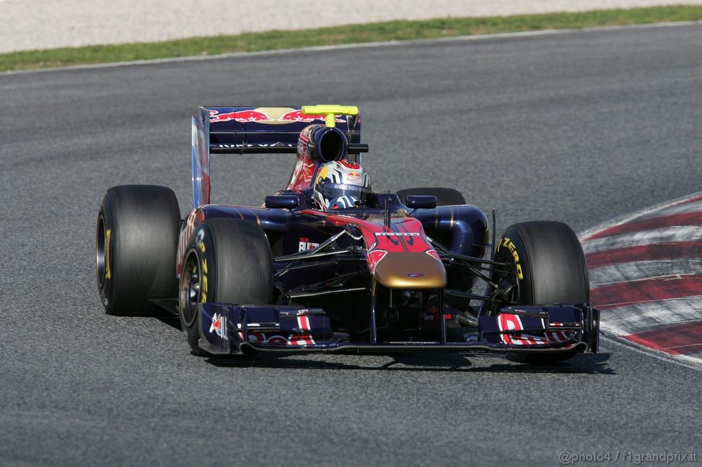 Barcelona Test Febbraio 2011, 18.02.2011- Jaime Alguersuari (SPA), Scuderia Toro Rosso, STR6 