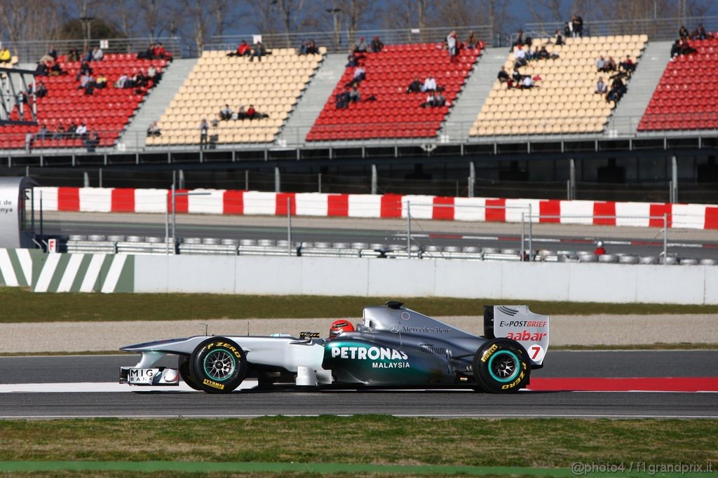 Barcelona Test Febbraio 2011, 18.02.2011- Michael Schumacher (GER), Mercedes GP Petronas F1 Team, MGP W02 