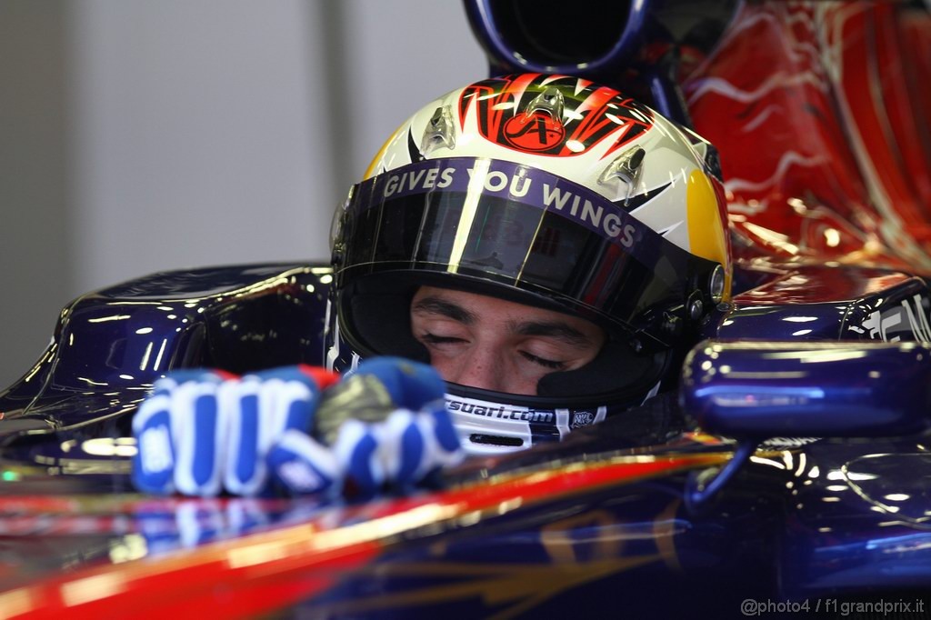 Barcelona Test Febbraio 2011, 18.02.2011- Jaime Alguersuari (SPA), Scuderia Toro Rosso, STR6 