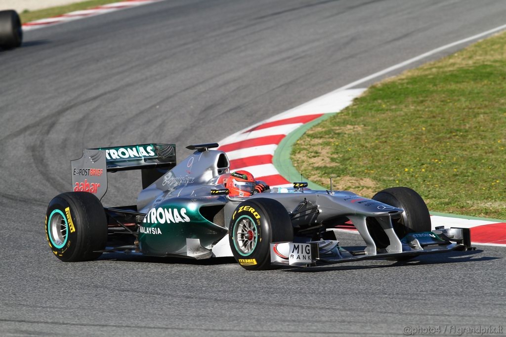 Barcelona Test Febbraio 2011, 18.02.2011- Michael Schumacher (GER), Mercedes GP Petronas F1 Team, MGP W02 