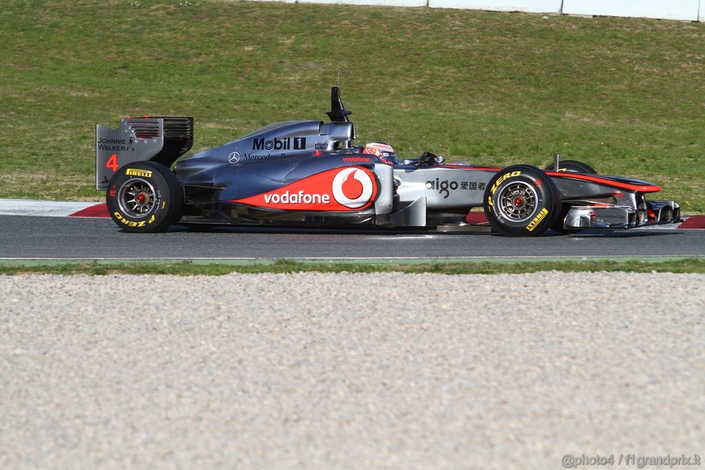 Barcelona Test Febbraio 2011, 18.02.2011- Jenson Button (GBR), McLaren  Mercedes, MP4-26 