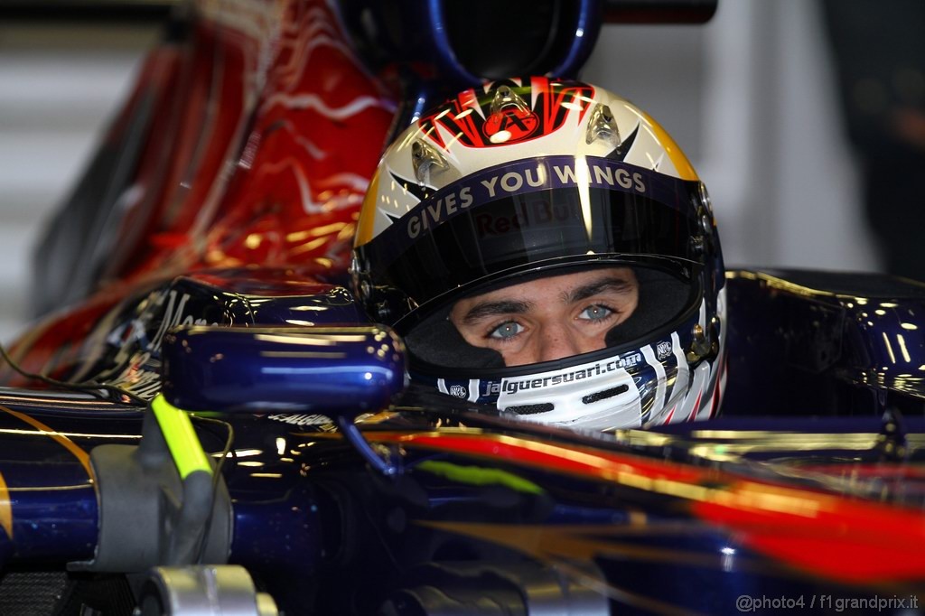 Barcelona Test Febbraio 2011, 19.02.2011- Jaime Alguersuari (SPA), Scuderia Toro Rosso, STR6 