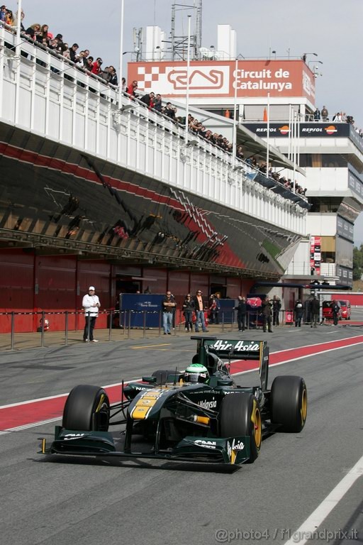 Barcelona Test Febbraio 2011, 19.02.2011- Heikki Kovalainen (FIN), Team Lotus, TL11 