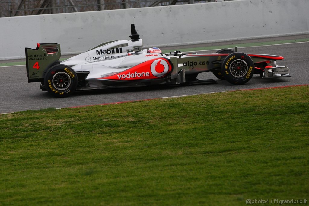 Barcelona Test Febbraio 2011, 19.02.2011- Jenson Button (GBR), McLaren  Mercedes, MP4-26 