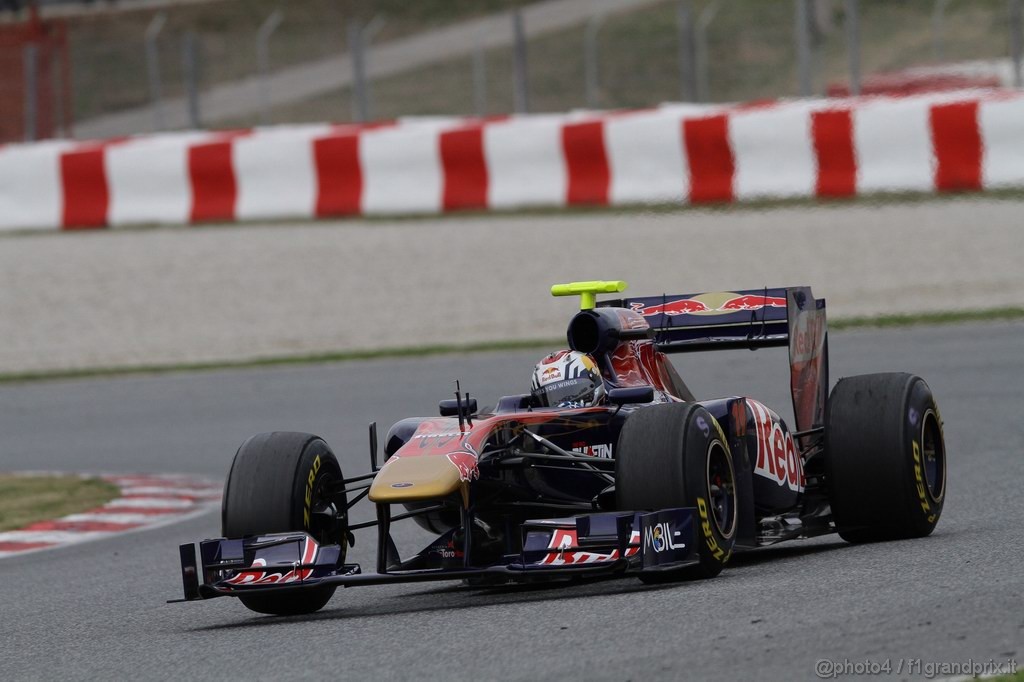 Barcelona Test Febbraio 2011, 19.02.2011- Jaime Alguersuari (SPA), Scuderia Toro Rosso, STR6 