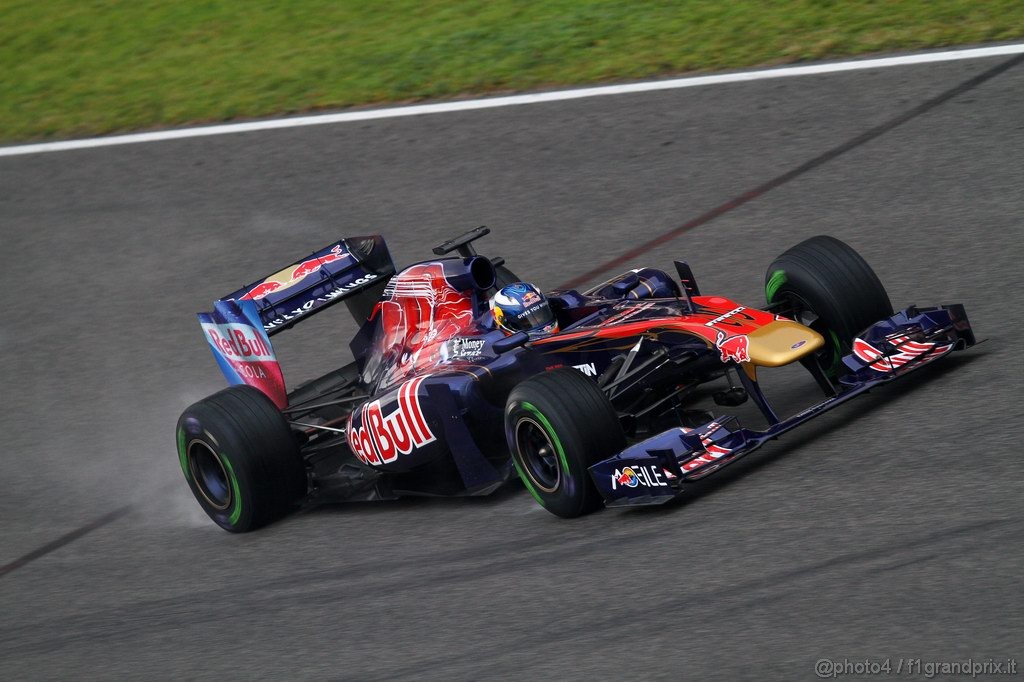 Barcelona Test Febbraio 2011, 20.02.2011- Daniel Ricciardo (AUS), Test Driver Scuderia Toro Rosso, STR6 