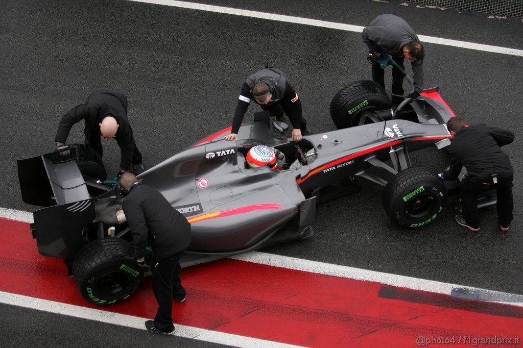 Barcelona Test Febbraio 2011, 20.02.2011- Narain Karthikeyan (IND), Hispania Racing F1 Team, HRT 