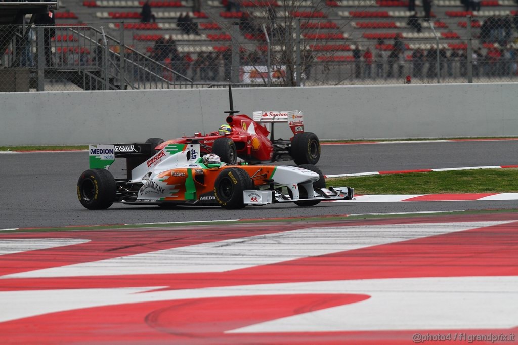 Barcelona Test Febbraio 2011, 20.02.2011- Felipe Massa (BRA), Ferrari, F-150 Italia e Adrian Sutil (GER), Force India F1 Team, VJM04 