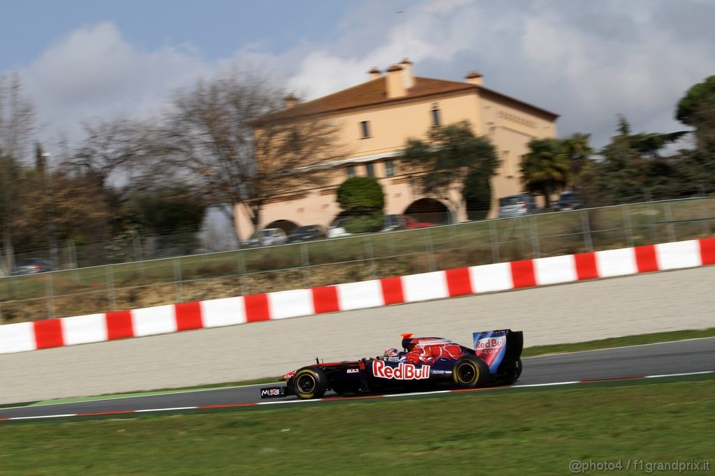 Barcelona Test Febbraio 2011, 20.02.2011- Sébastien Buemi (SUI), Scuderia Toro Rosso, STR6 