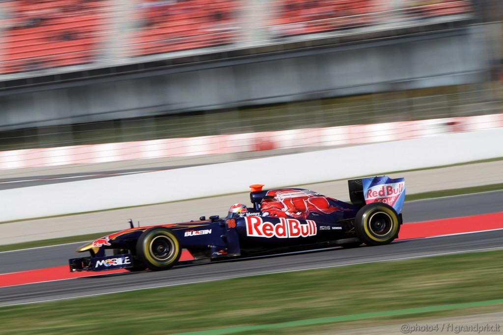 Barcelona Test Febbraio 2011, 20.02.2011- Sébastien Buemi (SUI), Scuderia Toro Rosso, STR6 