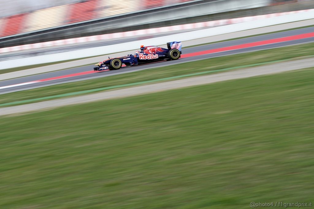 Barcelona Test Febbraio 2011, 20.02.2011- Sébastien Buemi (SUI), Scuderia Toro Rosso, STR6 