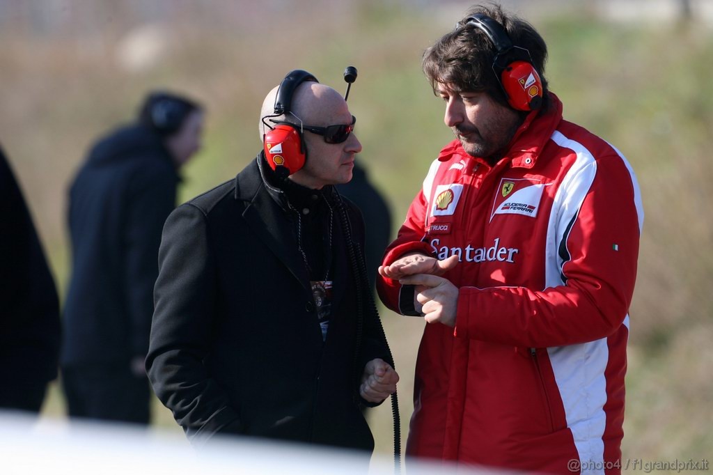 Barcelona Test Febbraio 2011, 21.02.2011- Staff Ferrari  