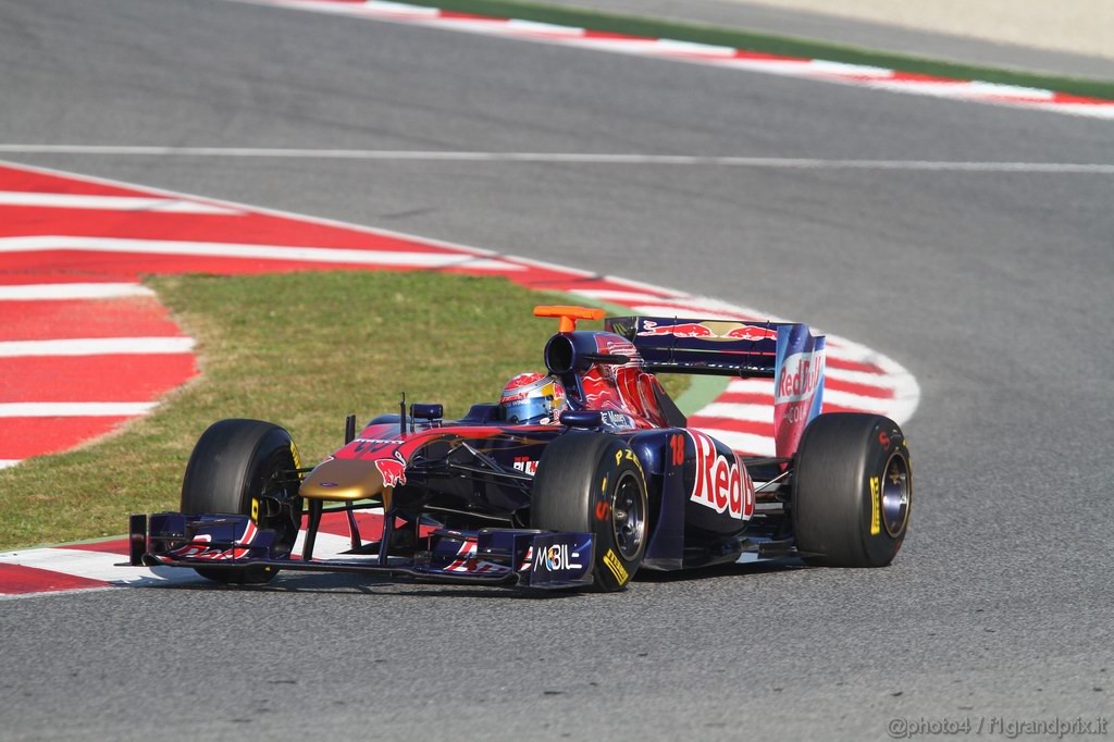 Barcelona Test Febbraio 2011, 21.02.2011- Sébastien Buemi (SUI), Scuderia Toro Rosso, STR6 