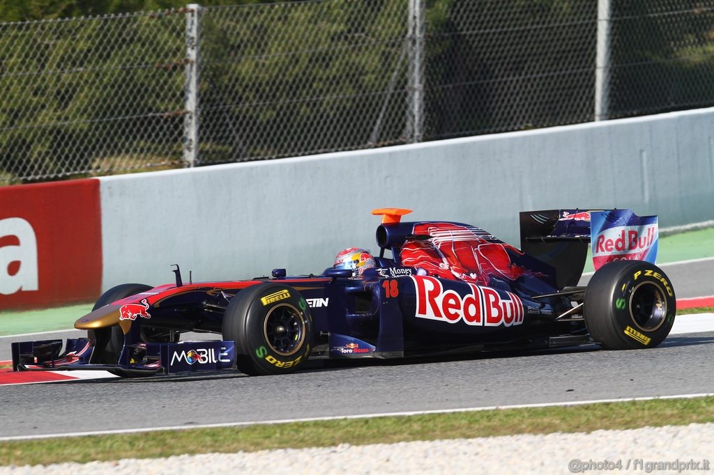 Barcelona Test Febbraio 2011, 21.02.2011- Sébastien Buemi (SUI), Scuderia Toro Rosso, STR6 