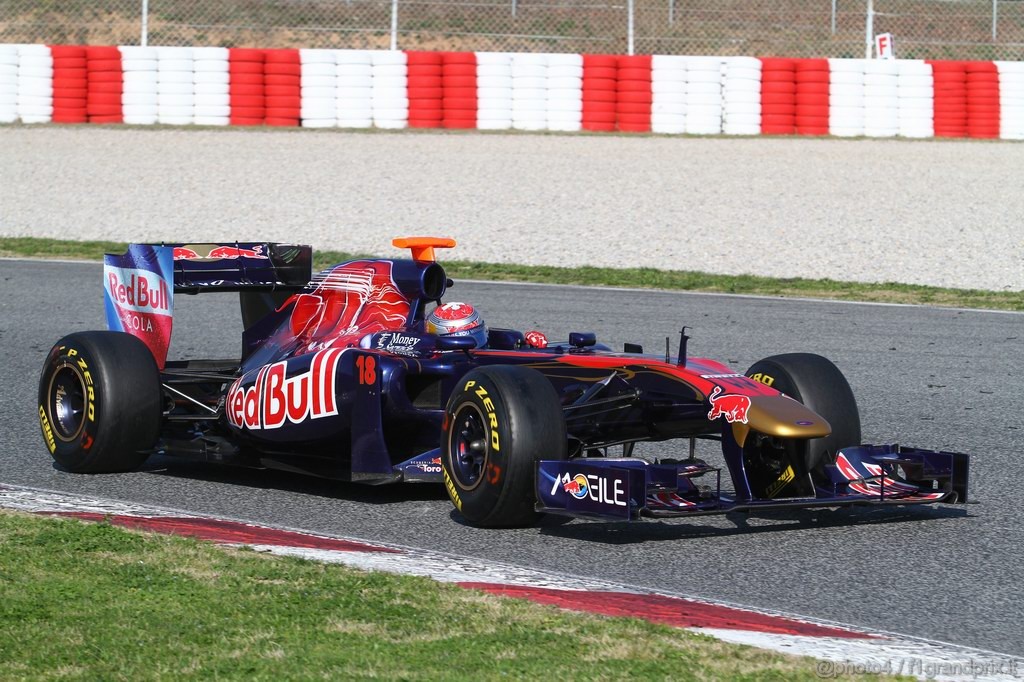 Barcelona Test Febbraio 2011, 21.02.2011- Sébastien Buemi (SUI), Scuderia Toro Rosso, STR6 