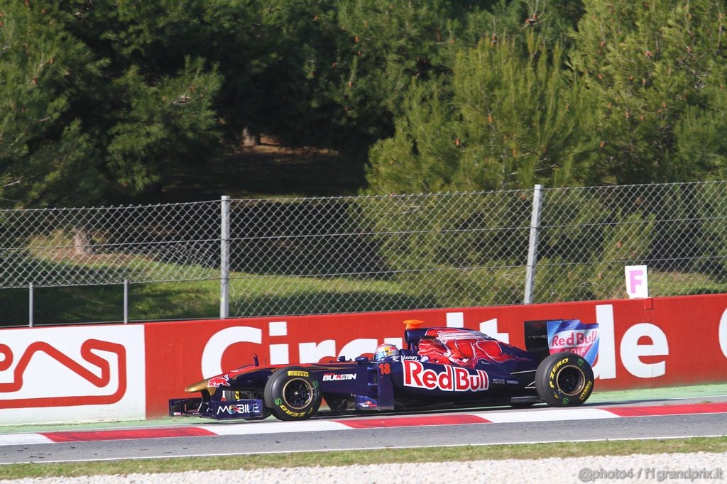 Barcelona Test Febbraio 2011, 21.02.2011- Sébastien Buemi (SUI), Scuderia Toro Rosso, STR6 