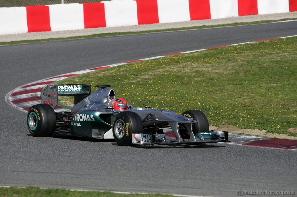 Barcelona Test Febbraio 2011, 21.02.2011- Michael Schumacher (GER), Mercedes GP Petronas F1 Team, MGP W02 