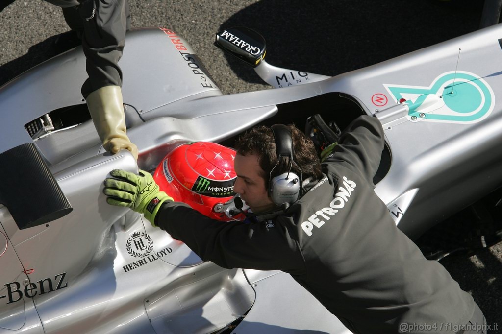 Barcelona Test Febbraio 2011, 21.02.2011- Michael Schumacher (GER), Mercedes GP Petronas F1 Team, MGP W02 