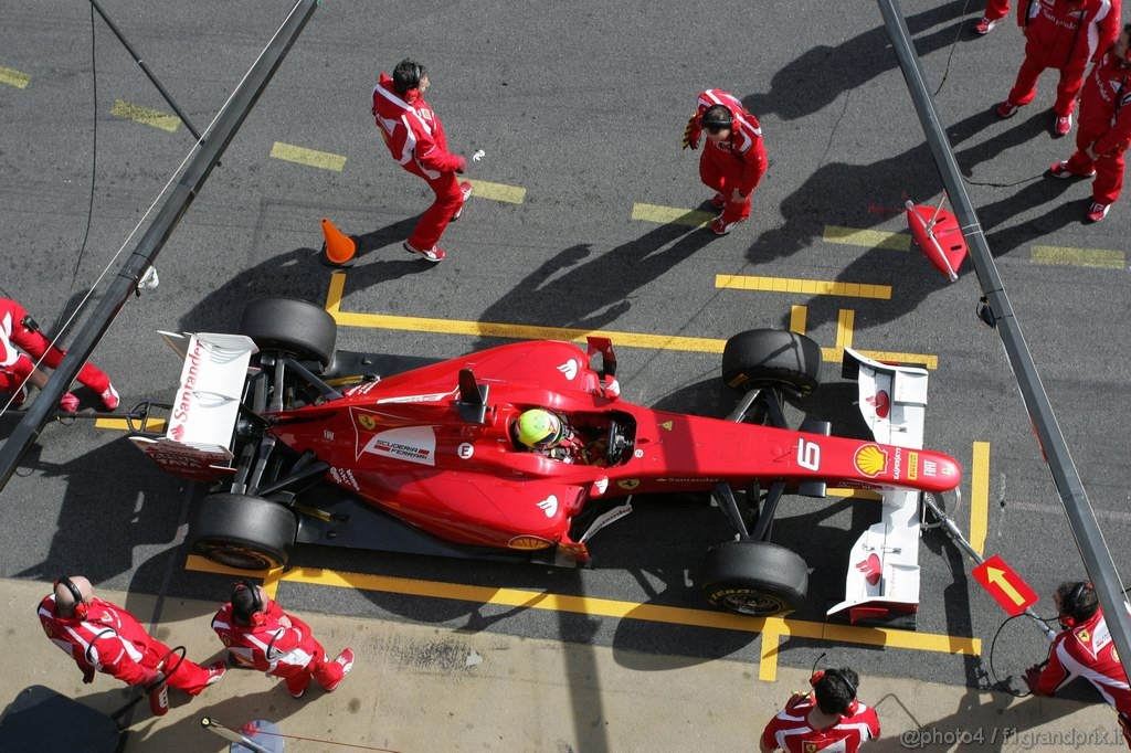 Barcelona Test Febbraio 2011, 21.02.2011- Felipe Massa (BRA), Ferrari, F-150 Italia 