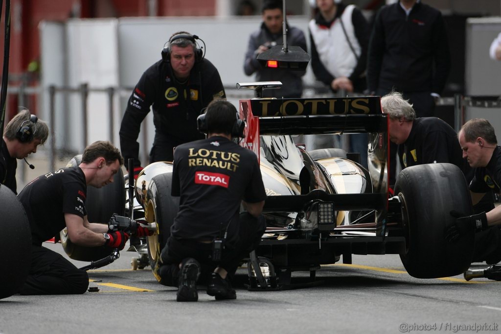 Barcelona Test Febbraio 2011, 21.02.2011 - Nick Heidfeld (GER) Lotus Renault GP R31  