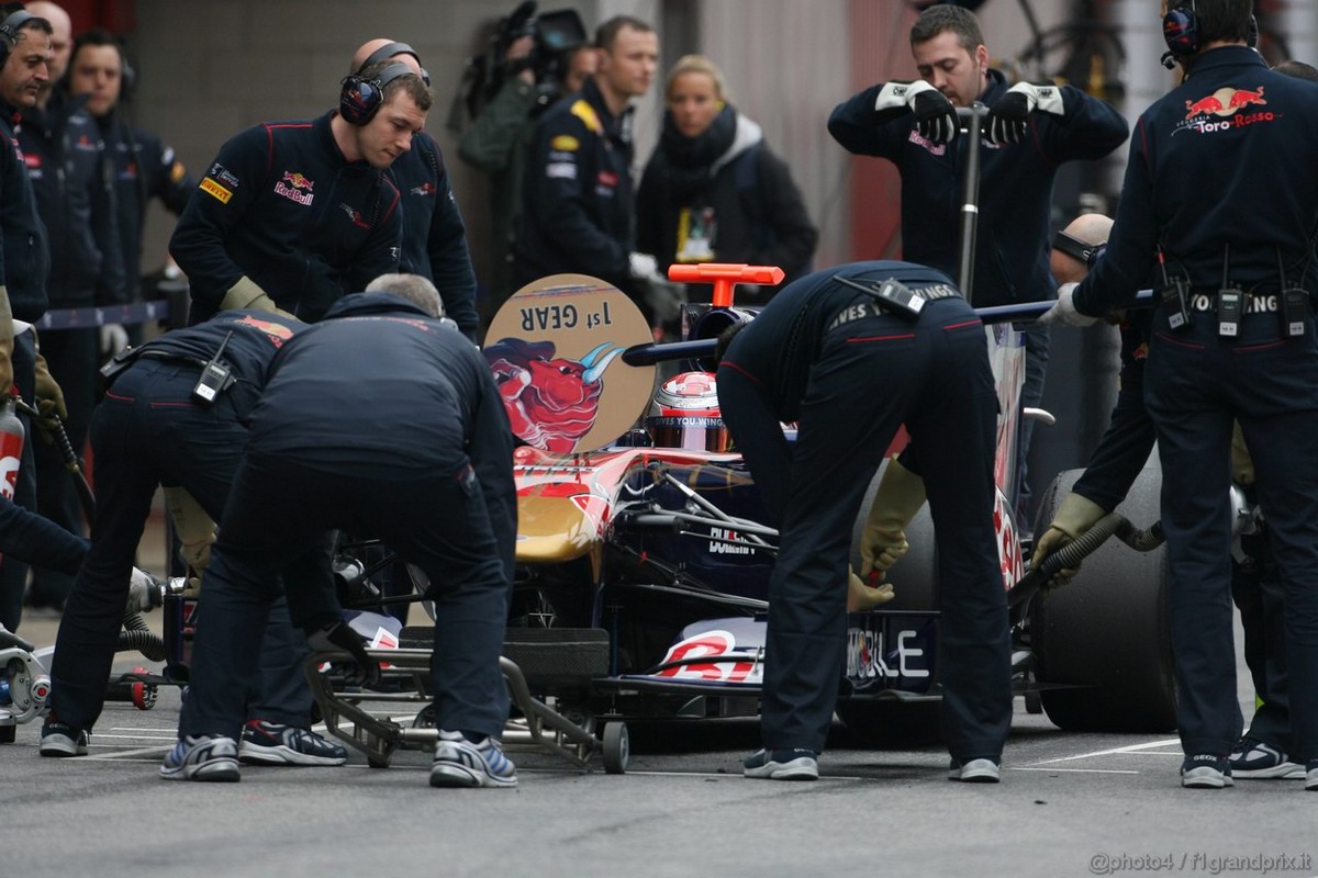 Barcelona Test Marzo 2011, 09.03.2011- Sébastien Buemi (SUI), Scuderia Toro Rosso, STR6 