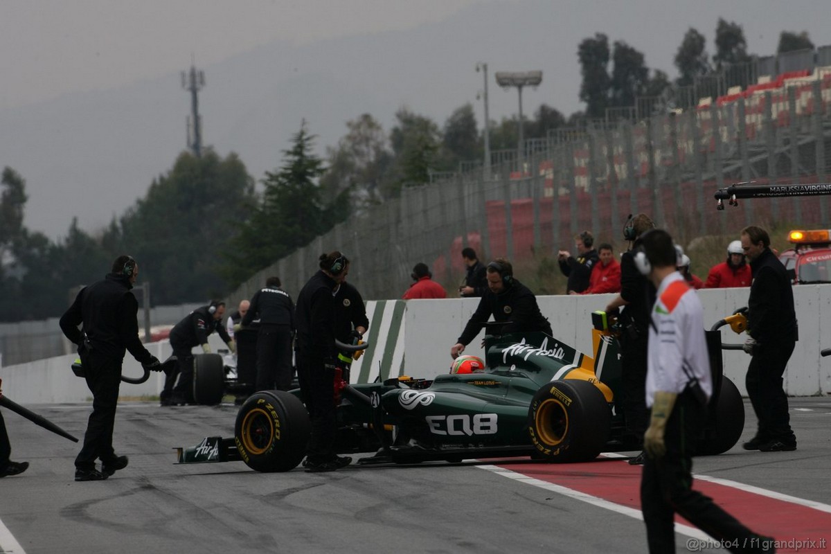 Barcelona Test Marzo 2011, 09.03.2011- Jarno Trulli (ITA), Team Lotus, TL11 
