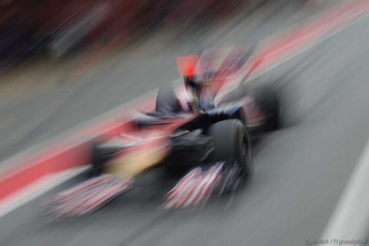 Barcelona Test Marzo 2011, 09.03.2011- Sébastien Buemi (SUI), Scuderia Toro Rosso, STR6 