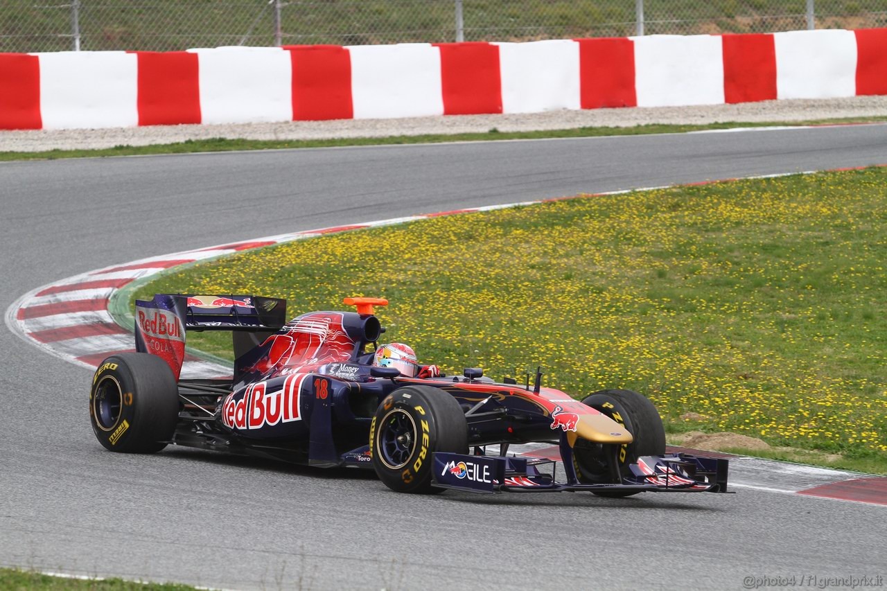 Barcelona Test Marzo 2011, 09.03.2011- Sébastien Buemi (SUI), Scuderia Toro Rosso, STR6 