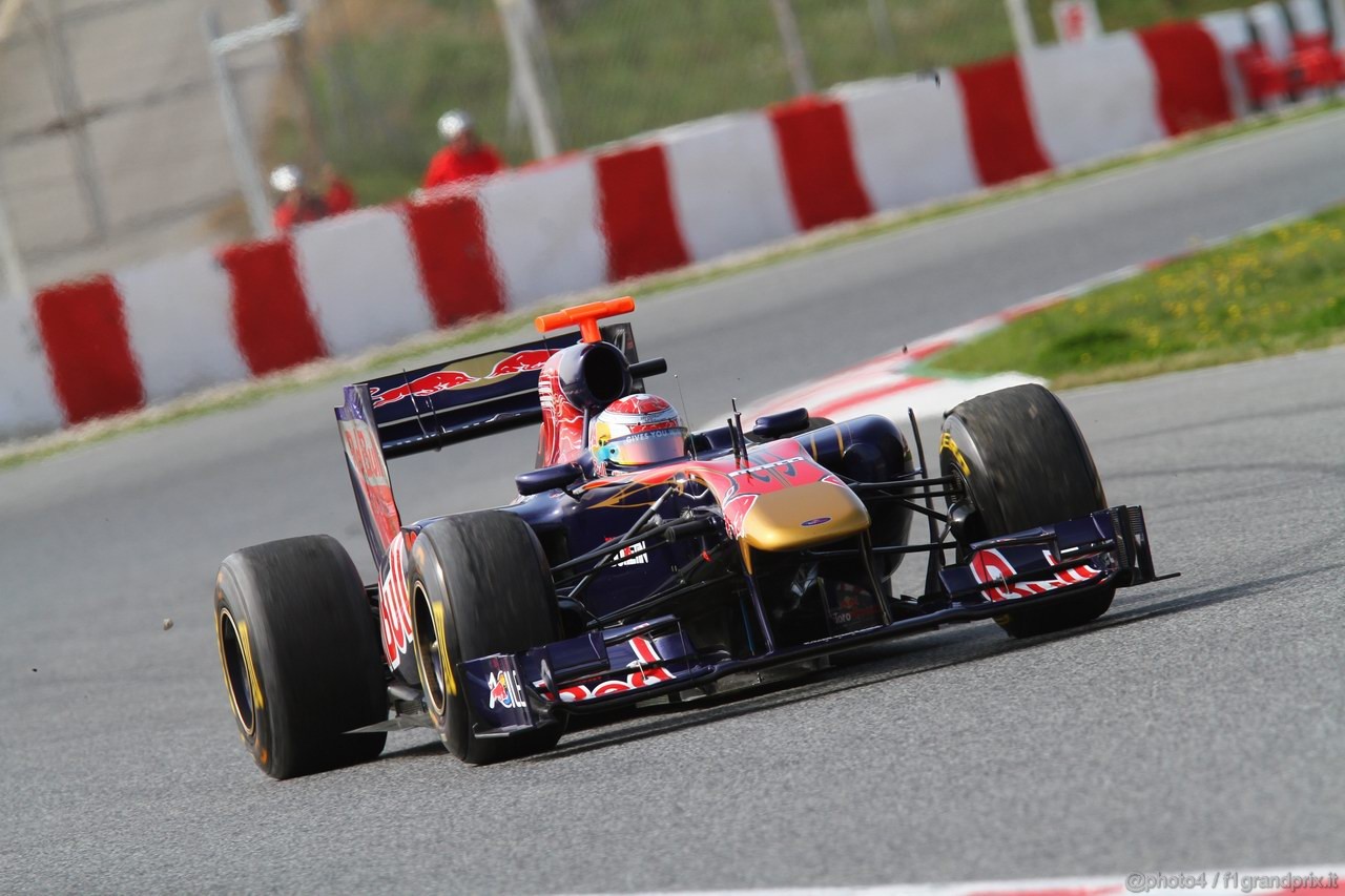 Barcelona Test Marzo 2011, 09.03.2011- Sébastien Buemi (SUI), Scuderia Toro Rosso, STR6 