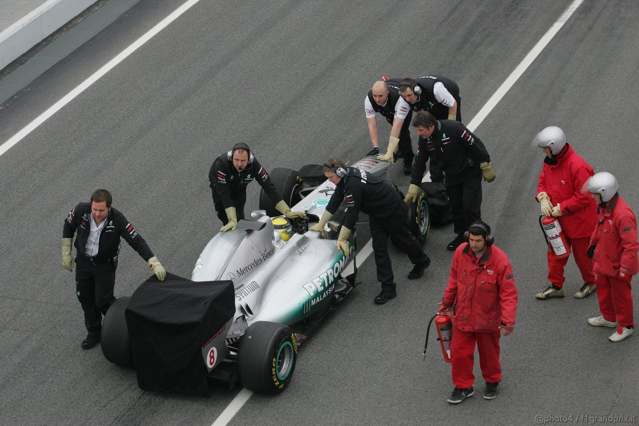 Barcelona Test Marzo 2011, 09.03.2011- Nico Rosberg (GER), Mercedes GP Petronas F1 Team, MGP W02 