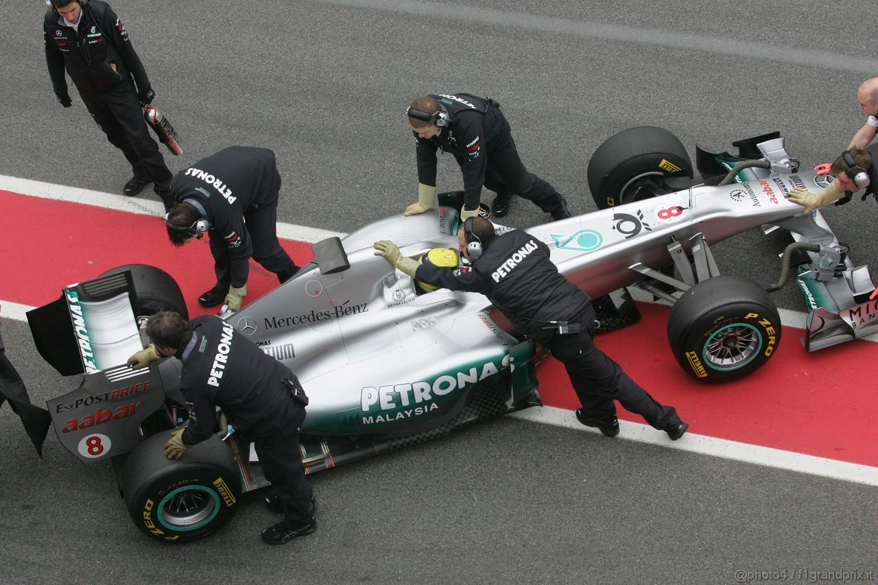 Barcelona Test Marzo 2011, 09.03.2011- Nico Rosberg (GER), Mercedes GP Petronas F1 Team, MGP W02 