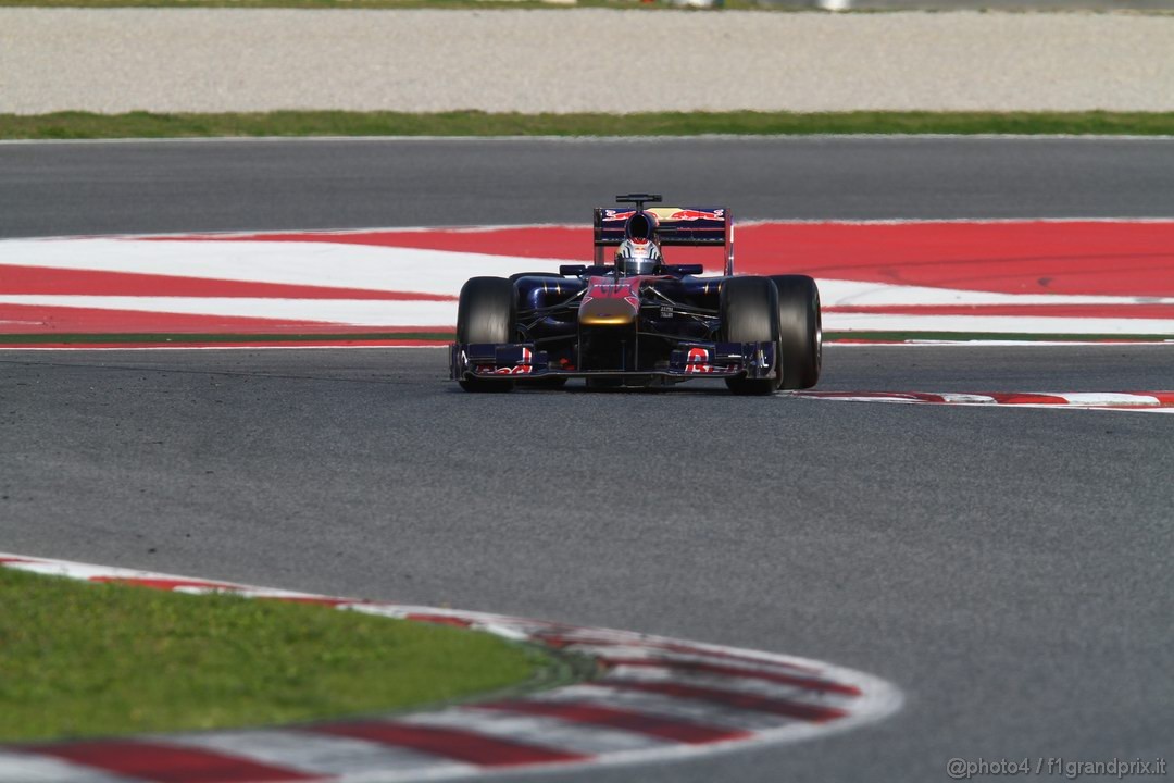 Barcelona Test Marzo 2011, 10.03.2011- Jaime Alguersuari (SPA), Scuderia Toro Rosso, STR6 