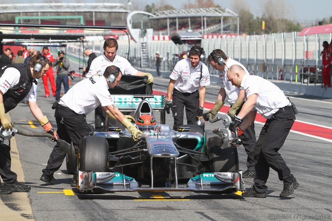 Barcelona Test Marzo 2011, 10.03.2011- Michael Schumacher (GER), Mercedes GP Petronas F1 Team, MGP W02 