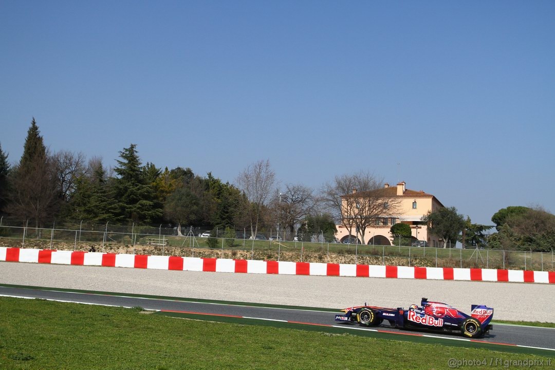 Barcelona Test Marzo 2011, 10.03.2011- Jaime Alguersuari (SPA), Scuderia Toro Rosso, STR6 