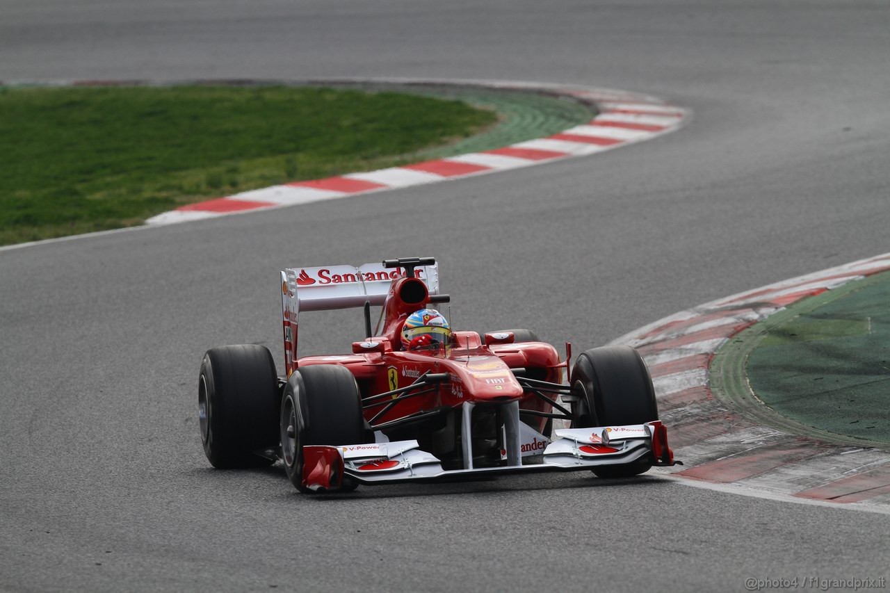 Barcelona Test Marzo 2011, 11.03.2011- Fernando Alonso (ESP), Ferrari, F-150 Italia 
