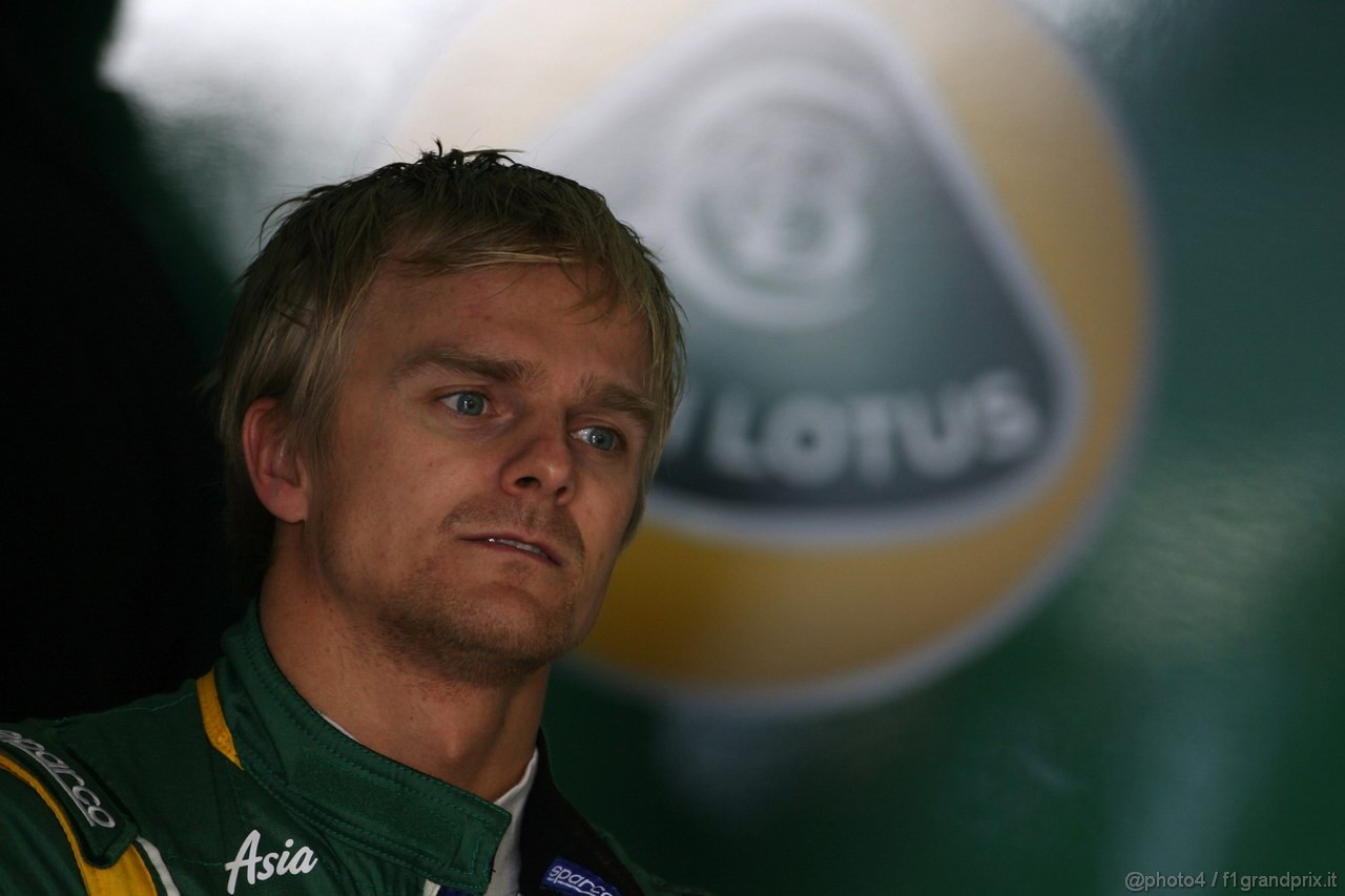 Barcelona Test Marzo 2011, 11.03.2011- Heikki Kovalainen (FIN), Team Lotus, TL11 