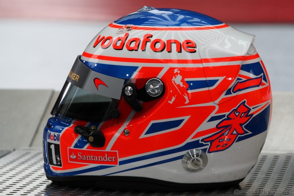 Caschi Piloti 2011, 
Helmet of Jenson Button (GBR), McLaren Mercedes 