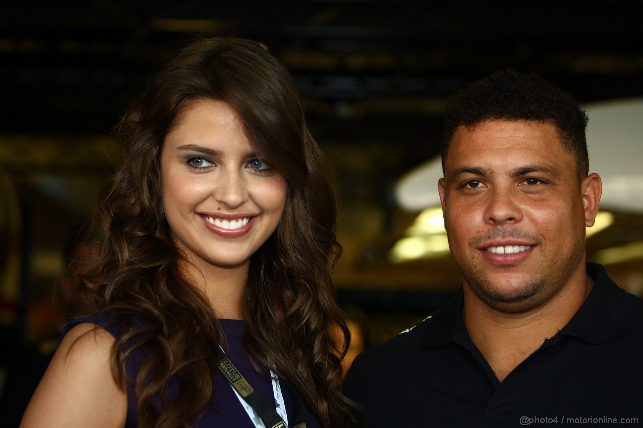 GP ABU DHABI, 13.11.2011- Ronaldo (BRA), Ex soccer player 