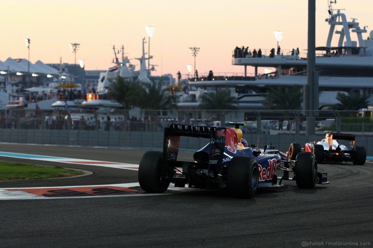 GP ABU DHABI, 13.11.2011- Gara, Mark Webber (AUS), Red Bull Racing, RB7